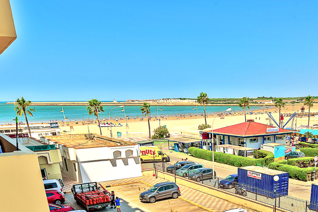 OCEAN VIEW BEACH APARTMENT WITH POOL & BALCONIES